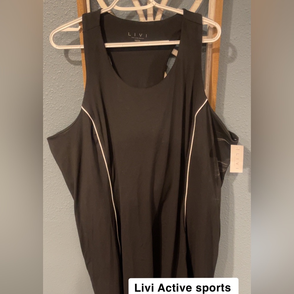 Livi Active Black Sleeveless Boxy Midi Dress